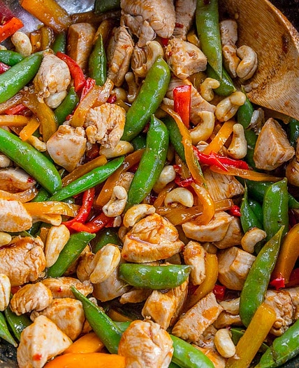 Light & Spicy Kung Pao Chicken Meal Prep