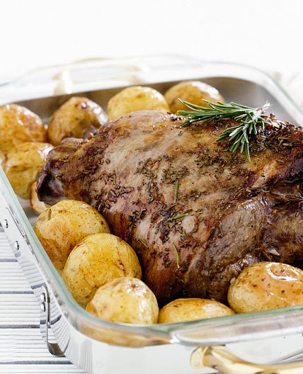 Traditional roast lamb