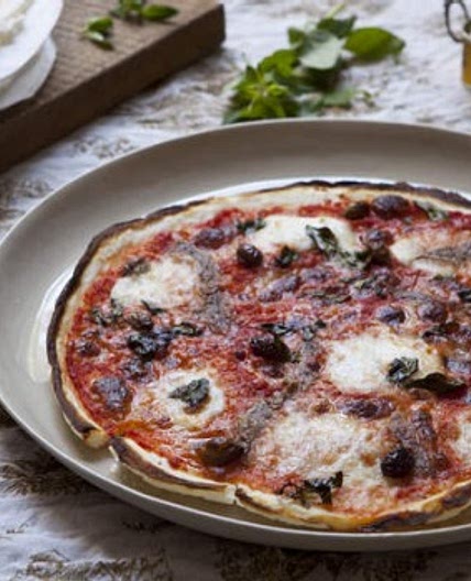 Gluten-free Napoletana pizza