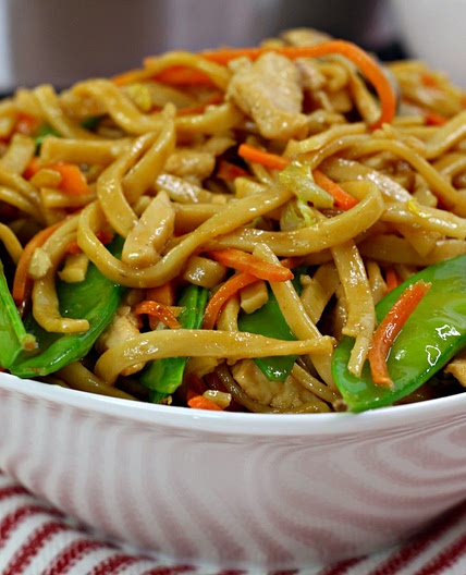 Instant Pot Chicken Lo Mein