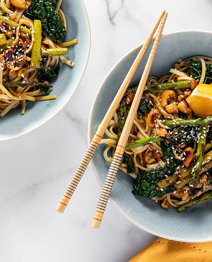 Sesame Orange Udon with Asparagus and Gingered Cashews