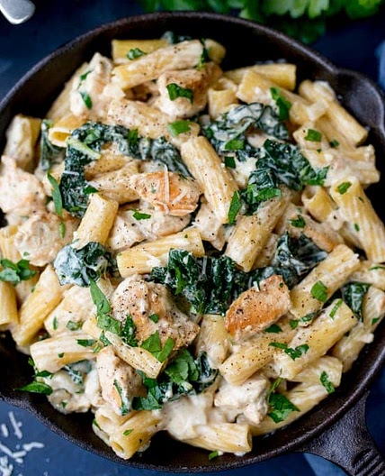 One Pot Rigatoni Alfredo with Chicken and Kale