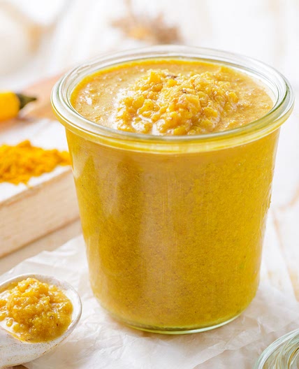 How to Make Authentic Thai Yellow Curry Paste Like a Pro