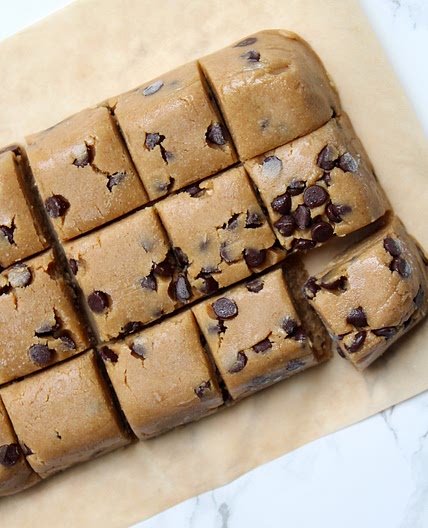 Three Ingredient Peanut Butter Cookie Dough Break-Apart Fudge