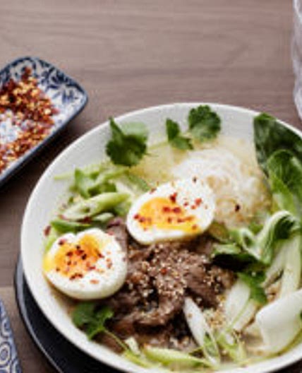 Keto beef ramen