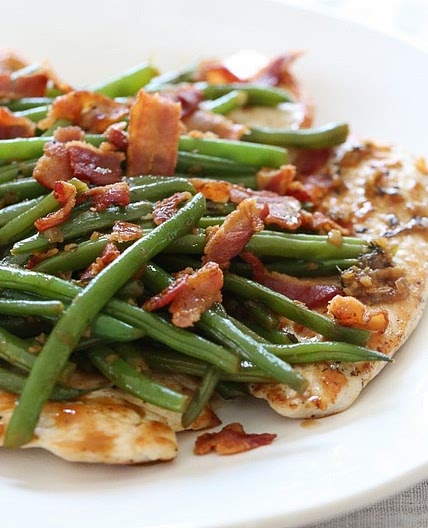 One Skillet Chicken with Bacon and Green Beans