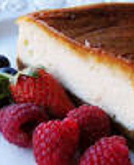Easy Vanilla Protein Cheesecake