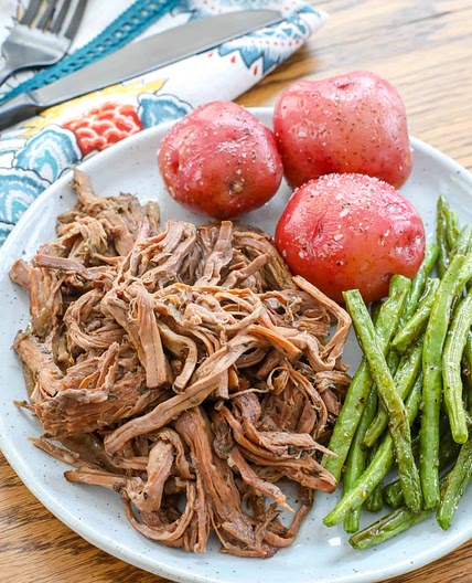 {Slow-Cooker} Italian Red Wine Roast Beef