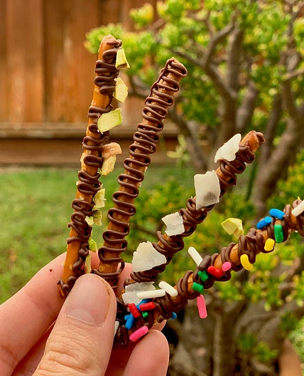 Chocolate Pretzels