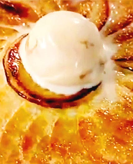 Apple Tart with Caramel Ice Cream