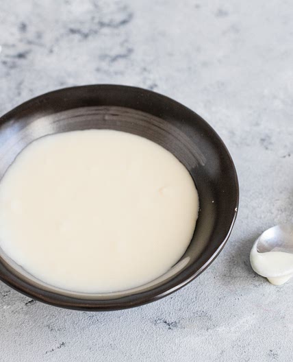 Add Panache to Your Baked Goods With This Basic Vanilla Icing