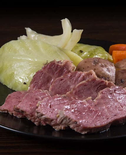 Instant Pot Corned Beef and Cabbage