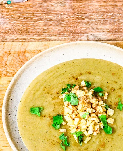 Curried Parsnip Soup | Slimming & Weight Watchers Friendly