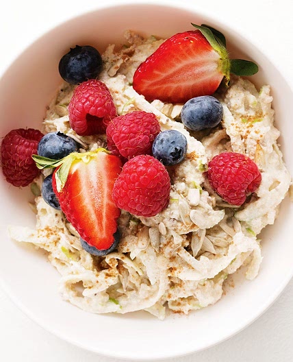 5-minute quinoa bircher with seeds, apple and yoghurt