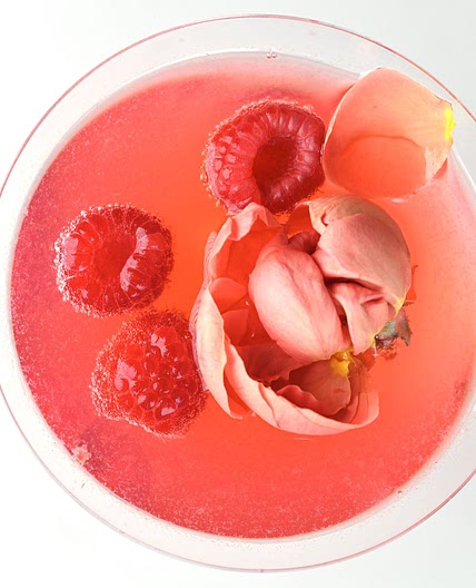 Raspberry Lemonade (Naturally Sweetened)