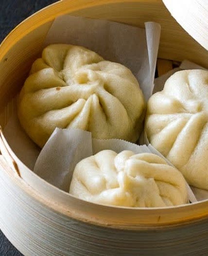 Nikuman (Japanese steamed pork bun)
