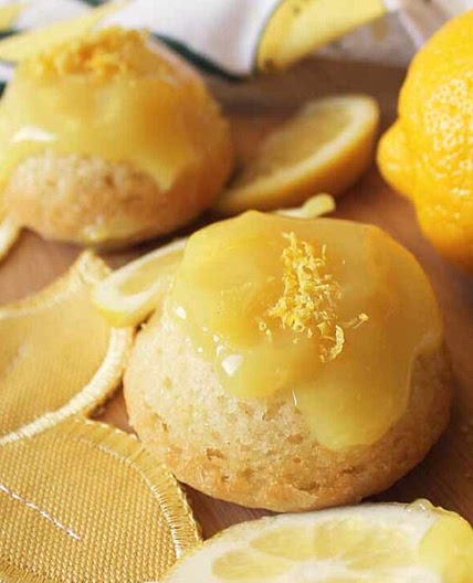 Sansa’s Vegan Lemon Cakes