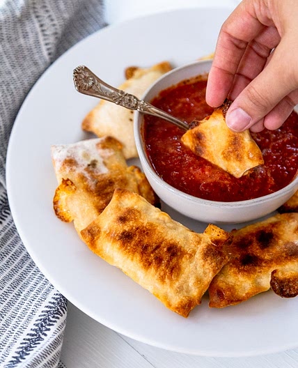 Crispy Vegan Pizza Rolls