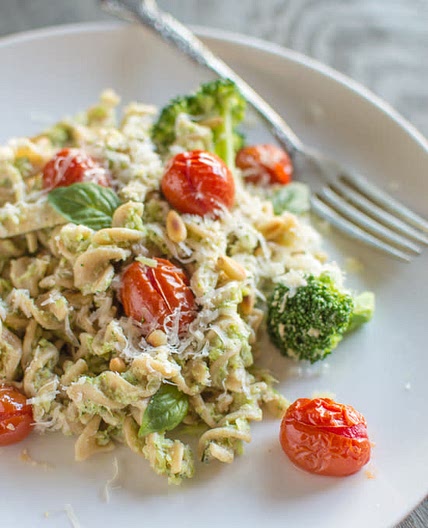 Pesto Tomato & Broccoli Fusilli