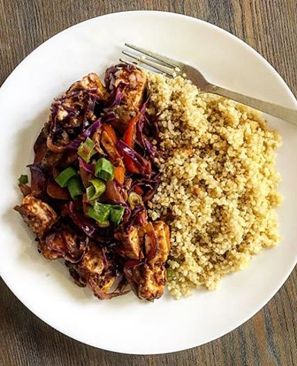Peanut veggie tofu stir fry