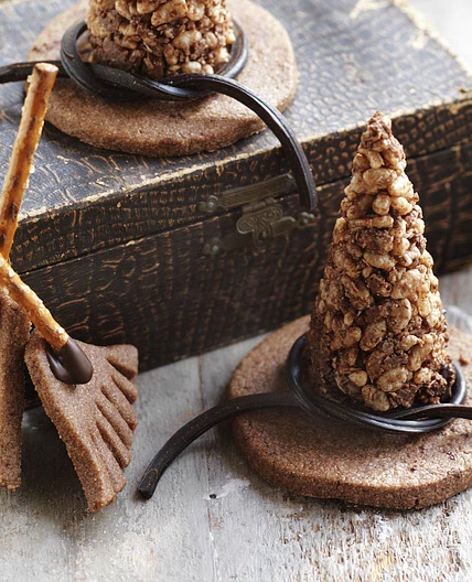 Witches' hats and broomsticks