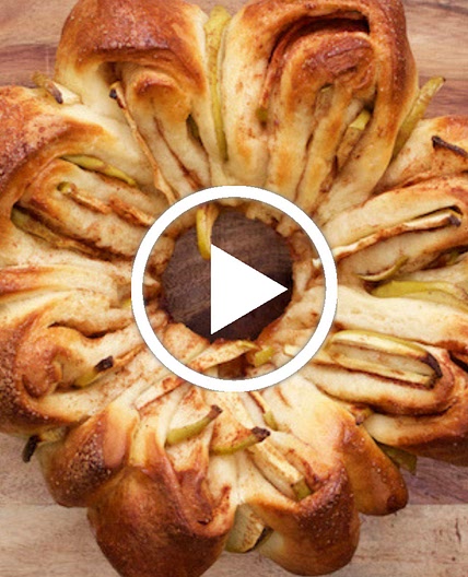 Round Apple Challah