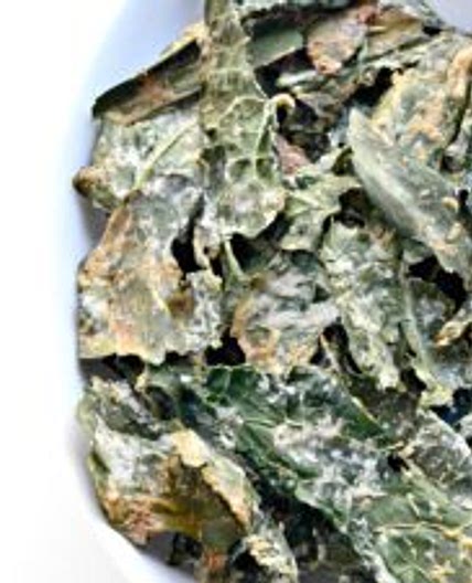Sour Cream & Onion Kale Chips