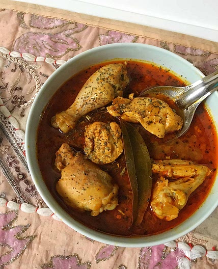 Chicken Salan Recipe | Pakistani Chicken Shorba Curry
