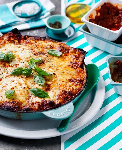 Cheesy chorizo lasagne