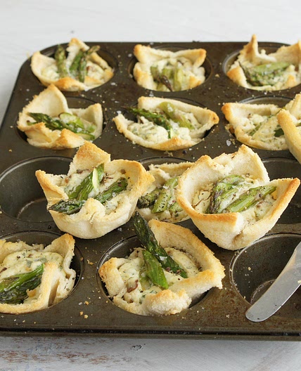 Asparagus Bread Cases Recipe