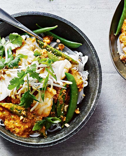 Thai red fish curry with noodles