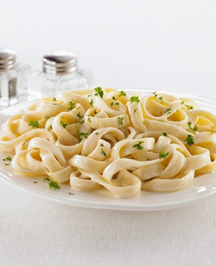 Fettuccine Alfredo
