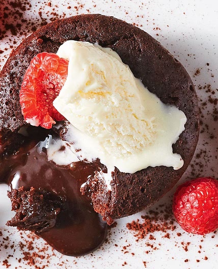 Pie maker chocolate molten puddings recipe