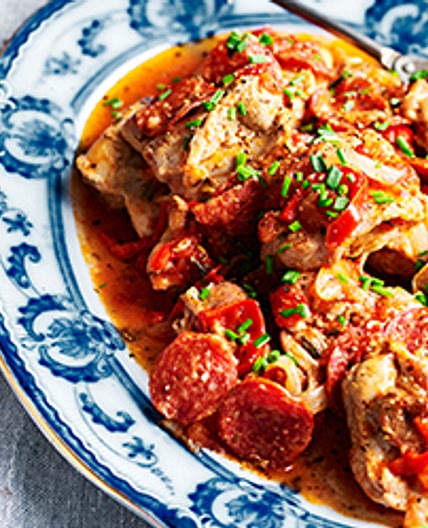 Slow cooker Italian style chicken with tomatoes and pepperoni