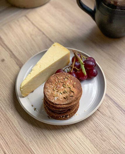 Sourdough crackers