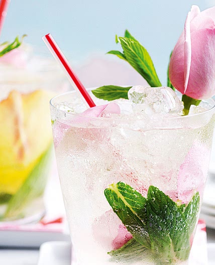 Giggly rose cocktail