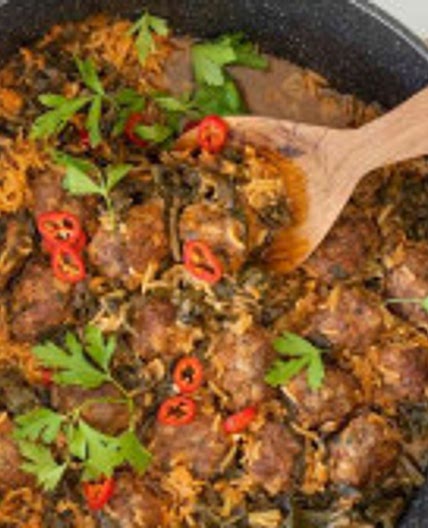 MEATBALLS IN SPANAKORIZO