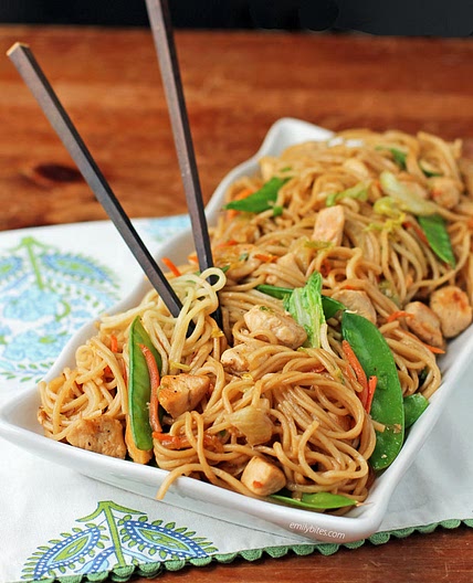 Chicken Lo Mein