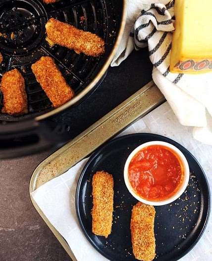 Keto Air Fryer Cheese Sticks