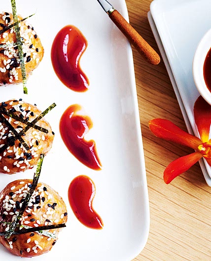 Tsukune (Japanese chicken meatballs)