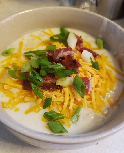 Crockpot Loaded Baked Potato Soup