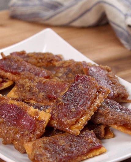 Bacon Crackers