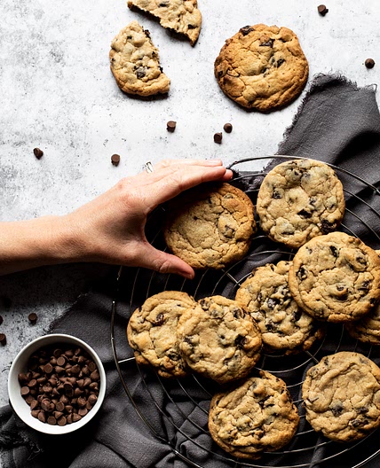 Copycat Chocolate Chip Millie's Cookies