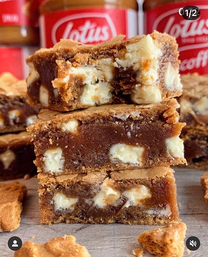 Biscoff blondies 