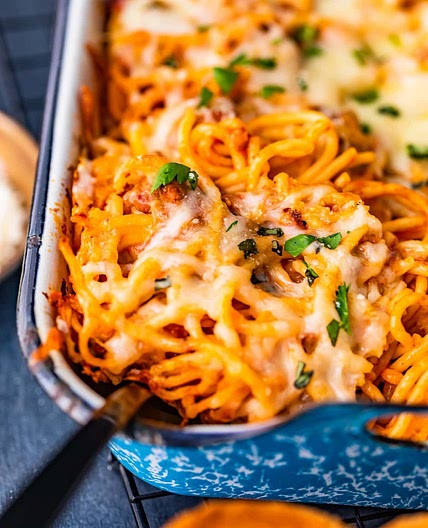 Baked Spaghetti Recipe (Easy)