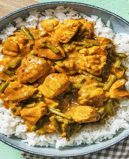 Chicken Korma Style Curry with Green Beans and Rice