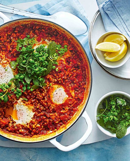 One-pan vegetarian paella recipe