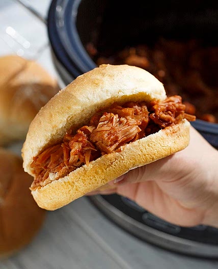 Vegan BBQ Pulled Jackfruit