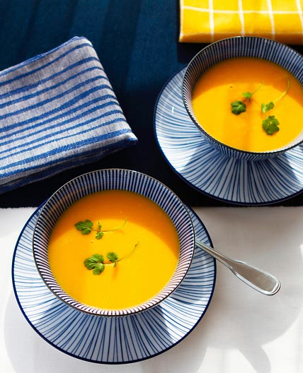 Low-carb cream of pumpkin soup