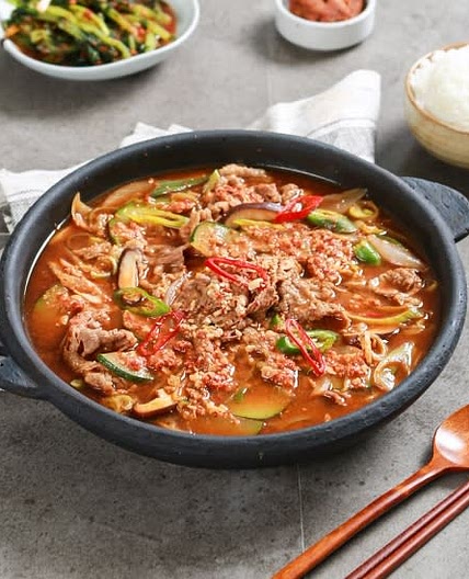 소고기 가득 된장찌개